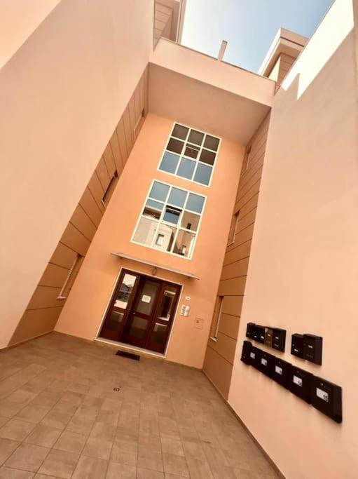 Luxurious-fully Equipped & Renovated-2room Suite-elevator-quite Area-secure Parking * Olbia