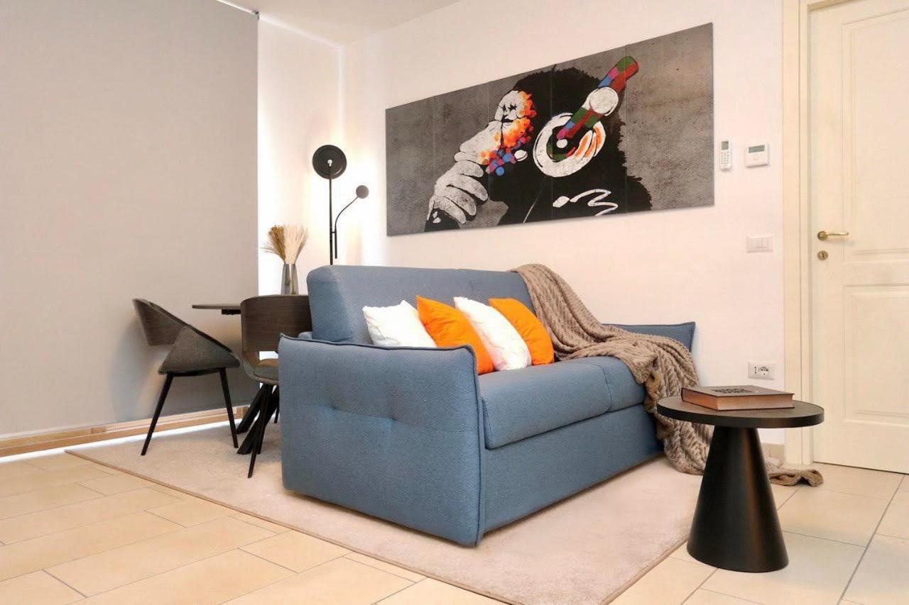 Luxurious-fully Equipped & Renovated-2room Suite-elevator-quite Area-secure Parking Appartamento Olbia