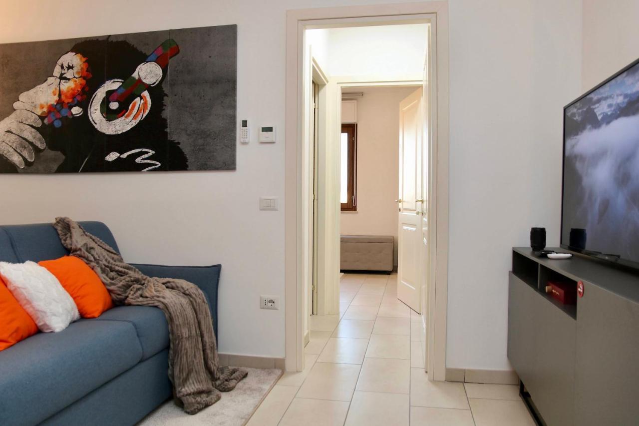 Appartamento Luxurious-fully Equipped & Renovated-2room Suite-elevator-quite Area-secure Parking Olbia